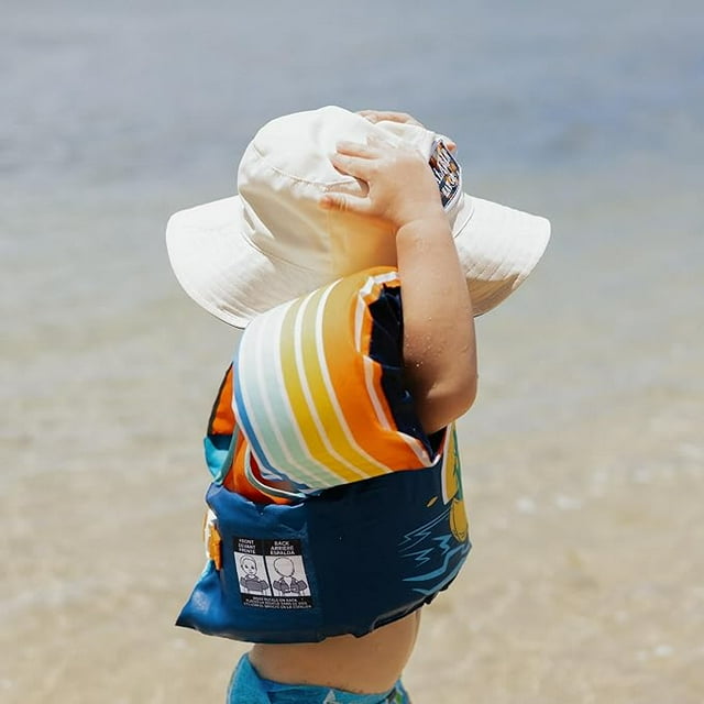 Kids Reversible Bucket Hat with Diver Skull Print, for Boys, Packable Fun & Cool Beach UPF 50+ Sun Protection Bucket Hat - Ages 2-13 Years