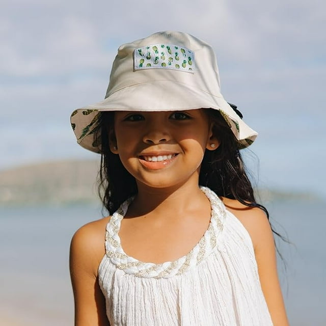 Kids Reversible Bucket Hat with Pineapple Print, for Girls, Packable Fun & Cool Beach UPF 50+ Sun Protection Bucket Hat - Ages 2-13 Years